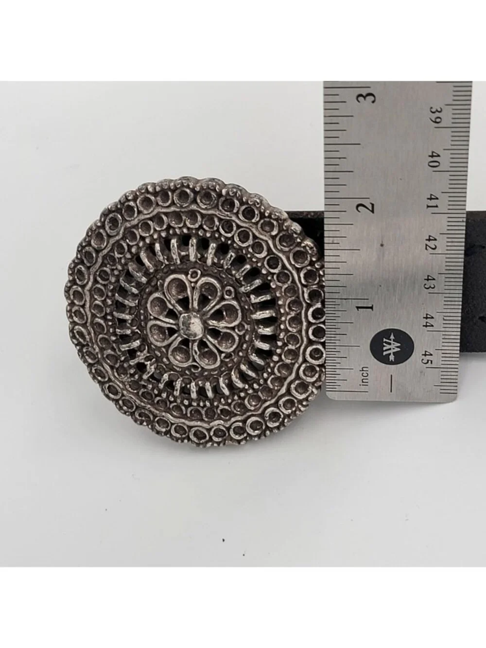 Vtg Y2K Western/Boho Brown Leather Belt With Decorative Silver Buckle & Embroide